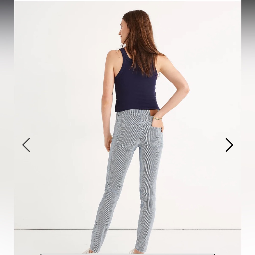 NEW • Madewell • Women’s 9" Mid-Rise Skinny Jeans in Piper Stripe Blue / White - Picture 2 of 4